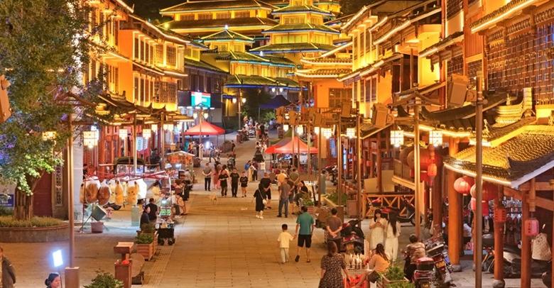 “凉资源” 带火夜经济