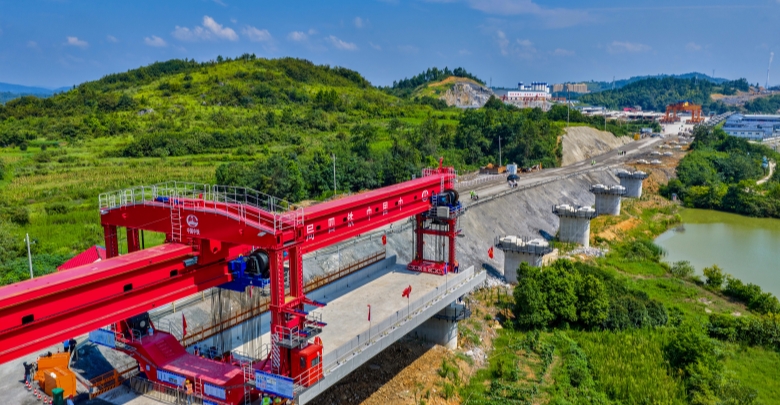 邵永铁路邵阳段建设正酣