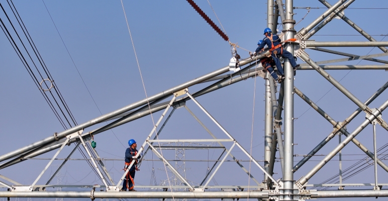 国内首创！1000千伏荆潇线进行特高压防...