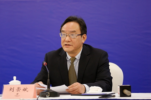 省统计局党组书记,局长刘崇斌发布新闻