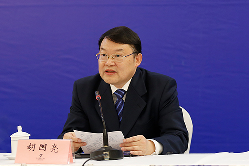 国家统计局湖南调查总队党组书记,总队长胡国亮发布新闻