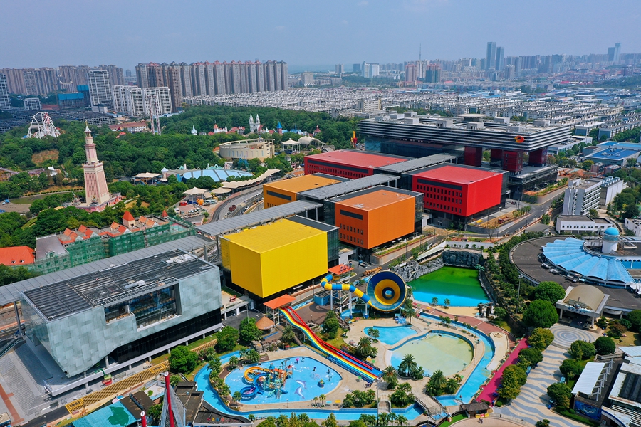 芒果盒子七彩亮相