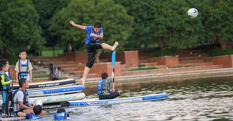 夏日亲水享清凉