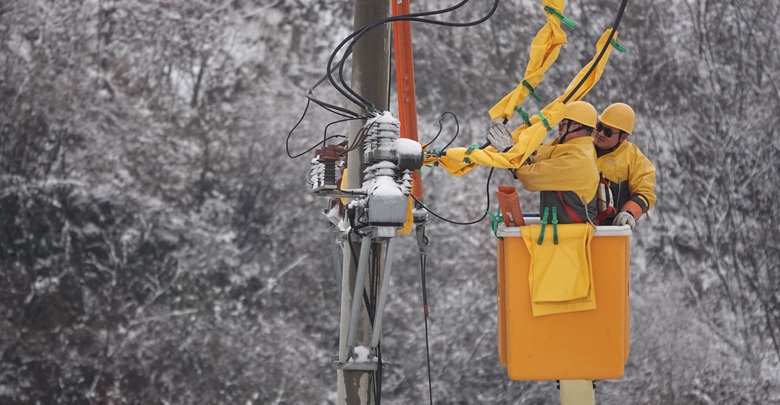 新年首个工作日 铆足干劲忙生产