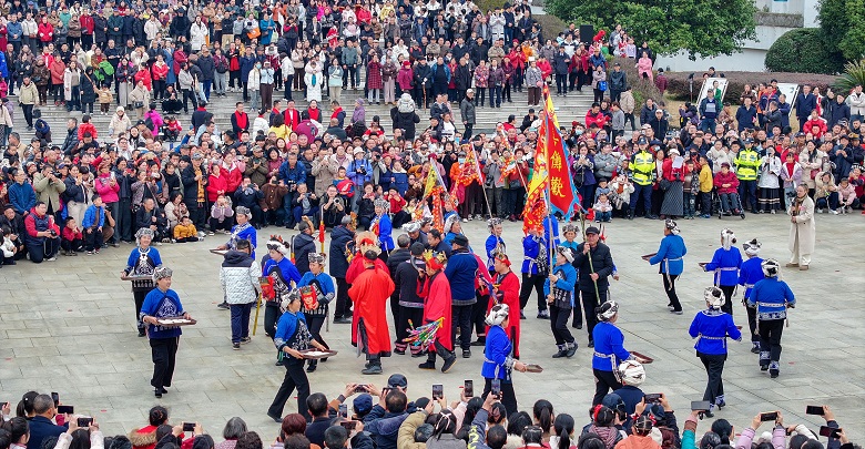 春潮涌动乾州城