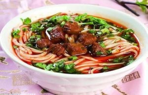 地方名小吃：津市牛肉粉