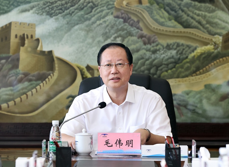 毛伟明在长沙调研"零距离"换乘综合交通体系建设